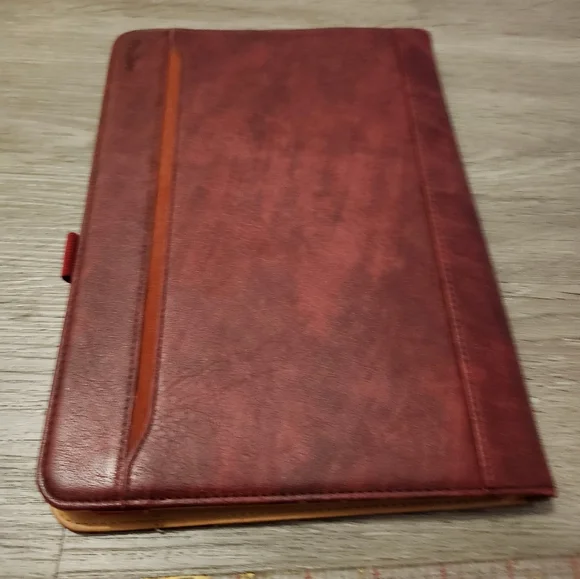 IPad Case 10" - Picture 2 of 6